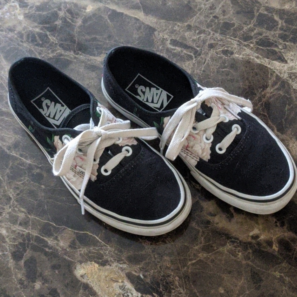 Vans "Off The Wall" sneakers